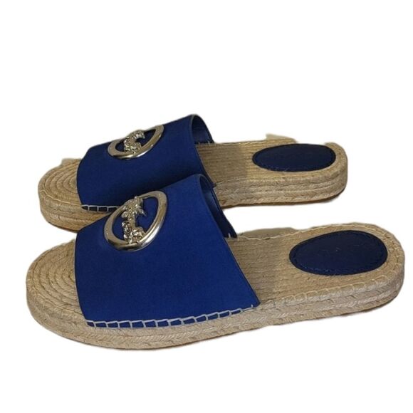 Coach    - Picture 4 of 10